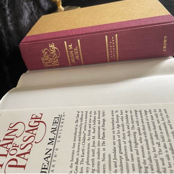 The Plains of Passage by Jean M. Auel | 1990 | 1st Edition Earth Children Series - Picture 2 of 11